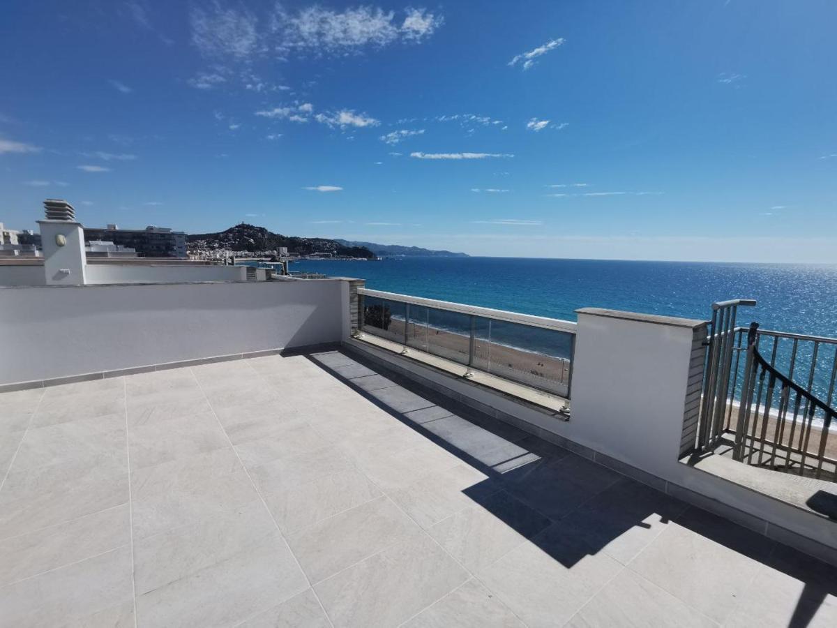 Seafront Apartment In Blanes Exterior foto